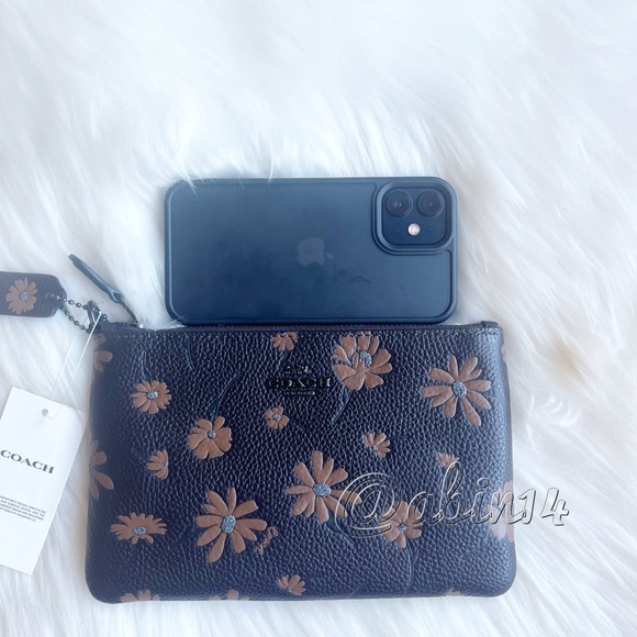 NWT Coach Floral Print Leather Wristlet Clutch - Picture 2 of 5